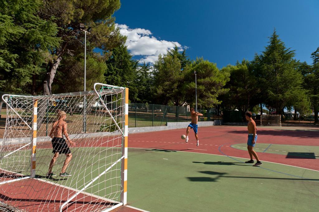 Koversada Apartments Naturist Park Vrsar Bagian luar foto