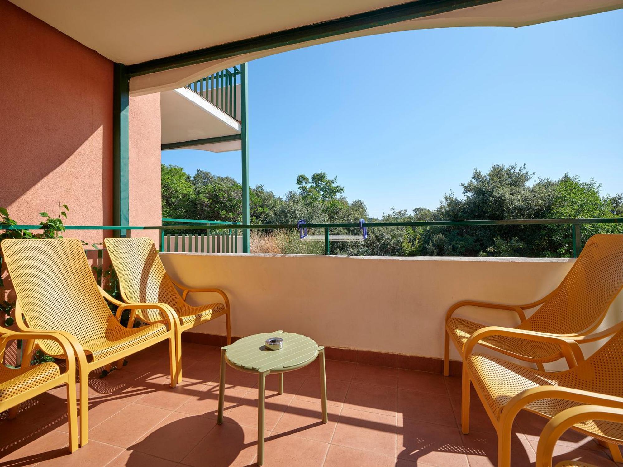 Koversada Apartments Naturist Park Vrsar Ruang foto