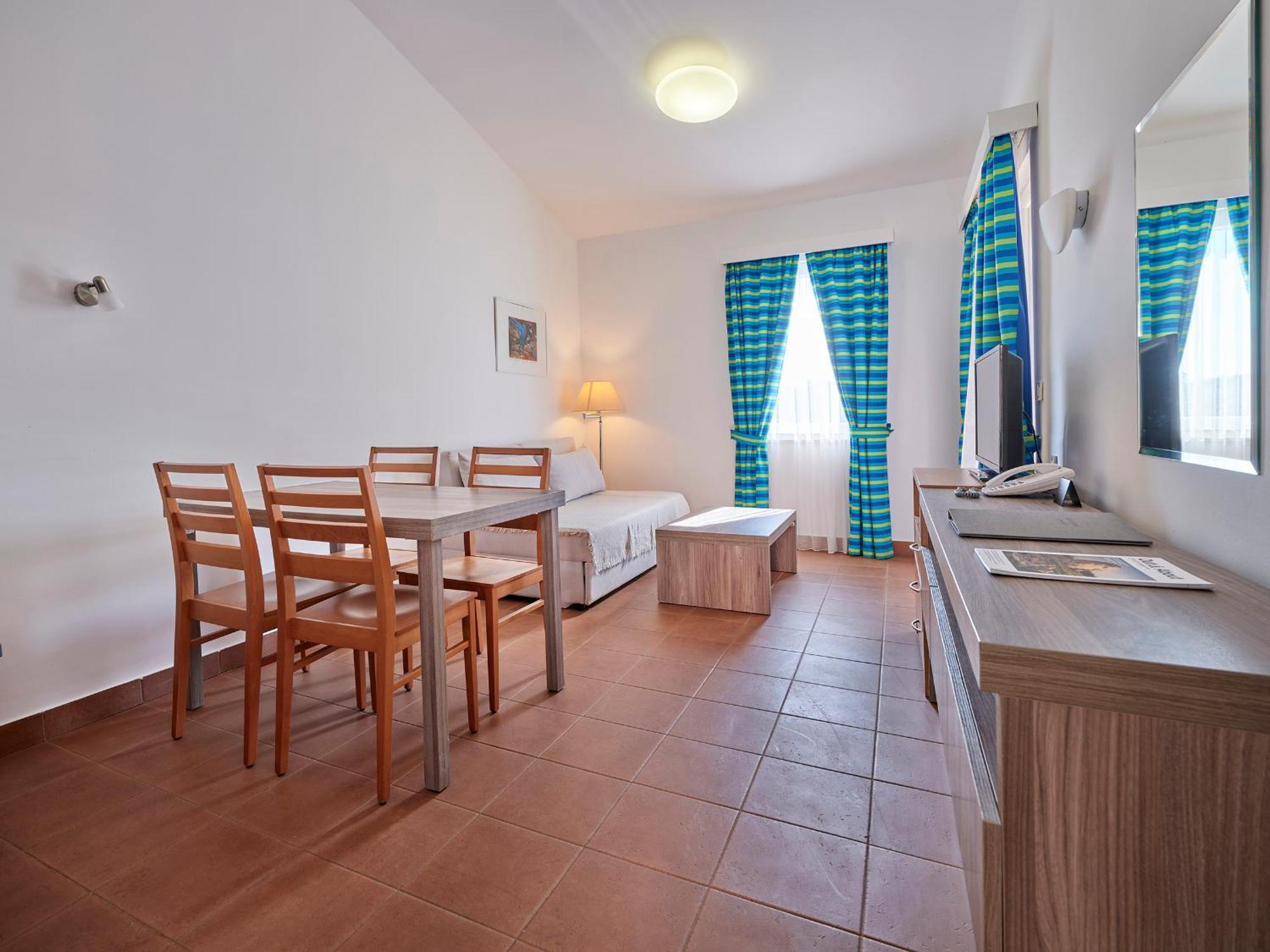 Koversada Apartments Naturist Park Vrsar Ruang foto